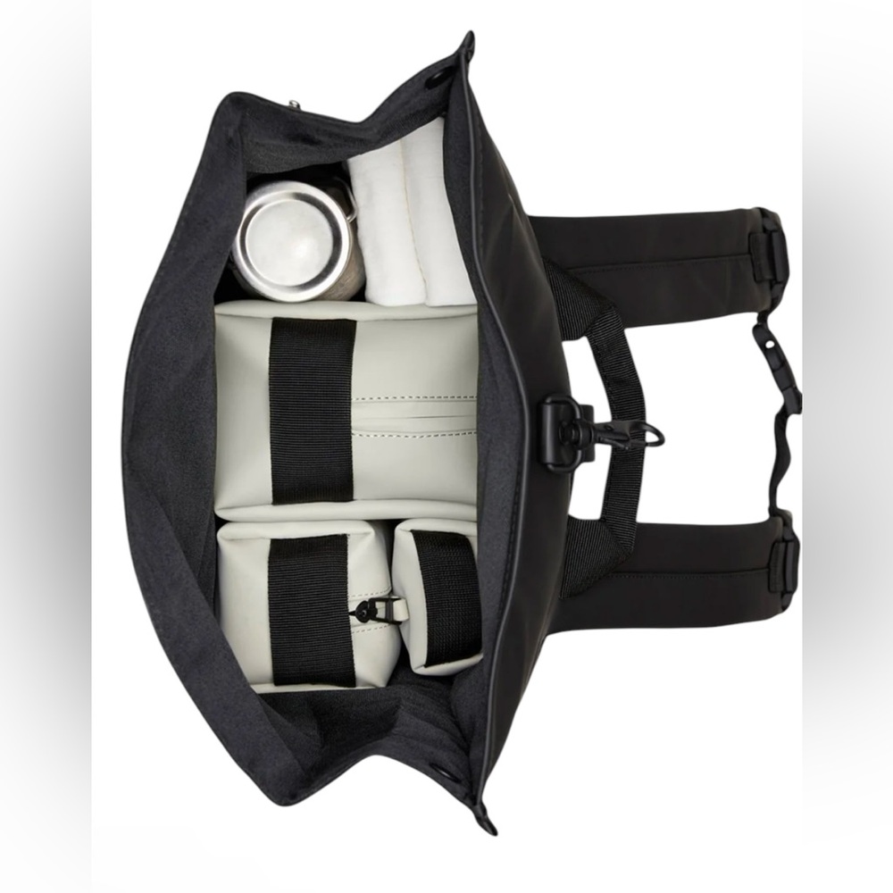 RAINS Rolltop Rucksack - Picture 3 of 3